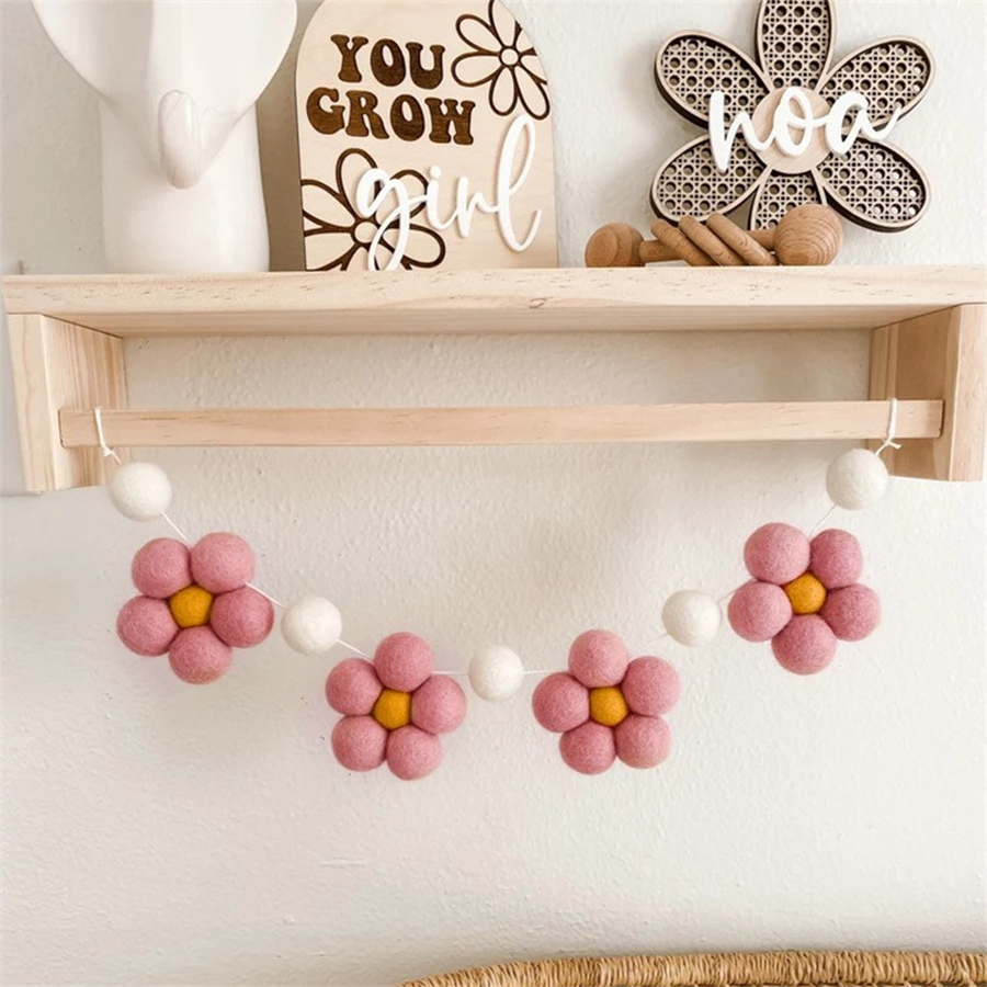 Baby Nursery Decor Girl - Handgefertigte Filz-Gänseblümchen-Girlande Boho Babyzimmer Kinderzimmer Dekoration